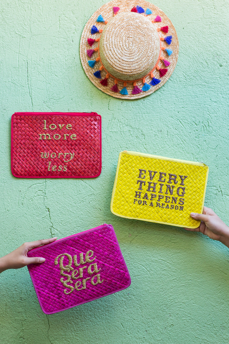 “QUE SERA SERA” Clutch