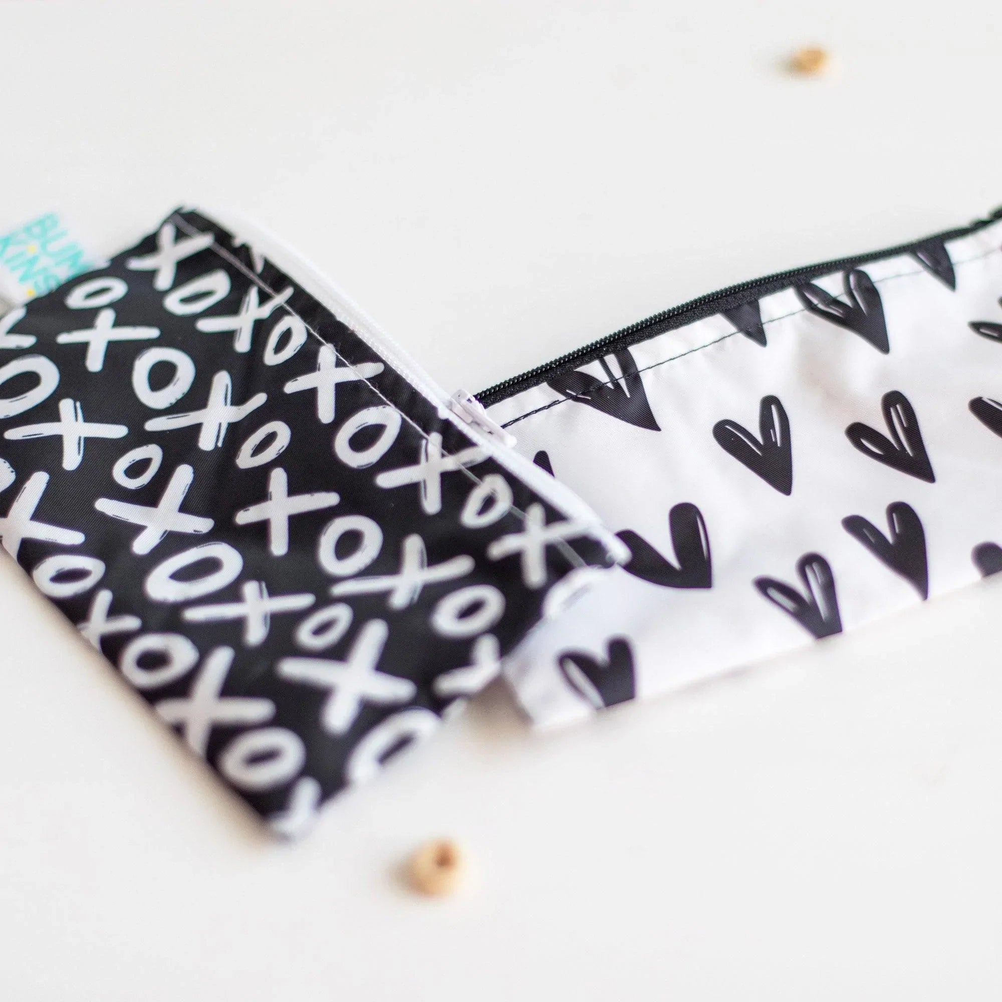 Reusable Snack Bag, Small 2-Pack: XOXO & Hearts