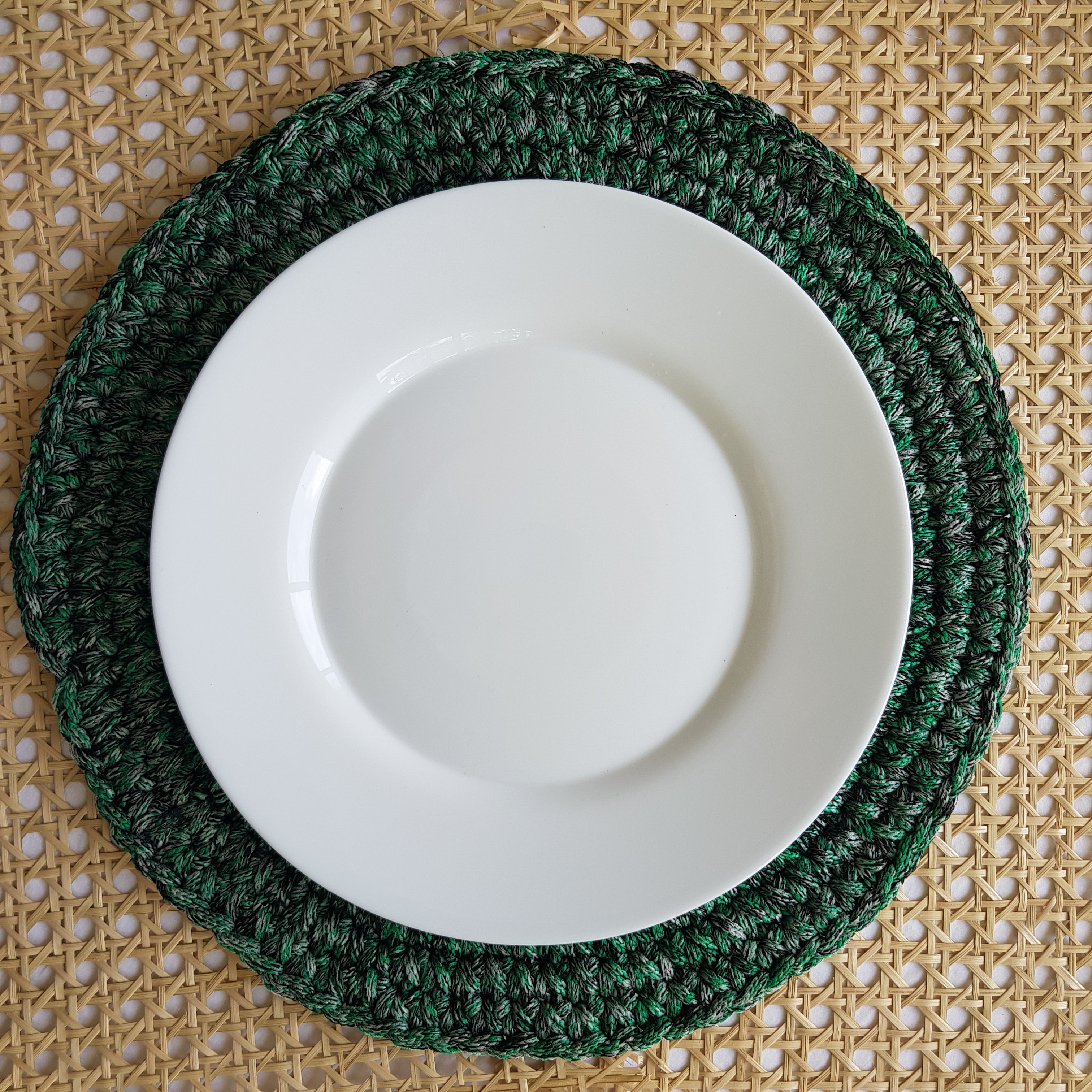 Swirl Macramé Placemat in Green (Set of 4)