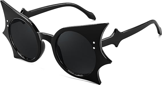 Women Vintage Bat Shape Rivet Eyewear Sunglasses