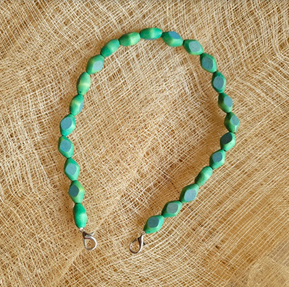 Wooden Tria Beads Mask Holder in Seafoam Green